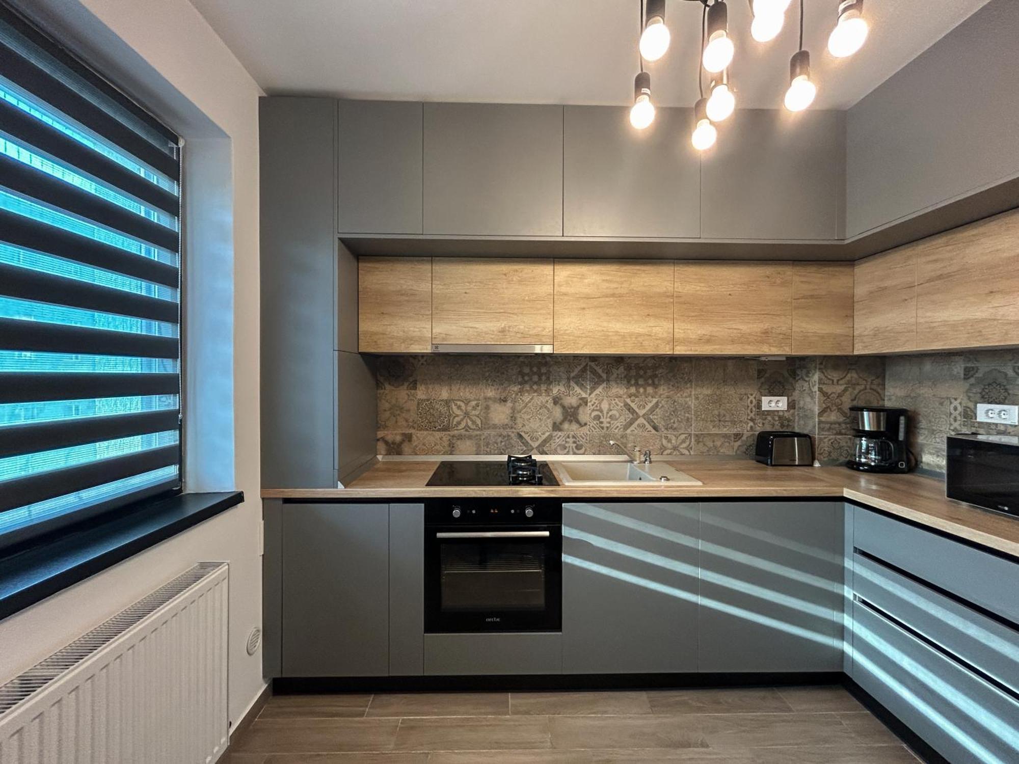 בראשוב Mirandis Apartments - Comfort & Private Parking Near Coresi Mall מראה חיצוני תמונה