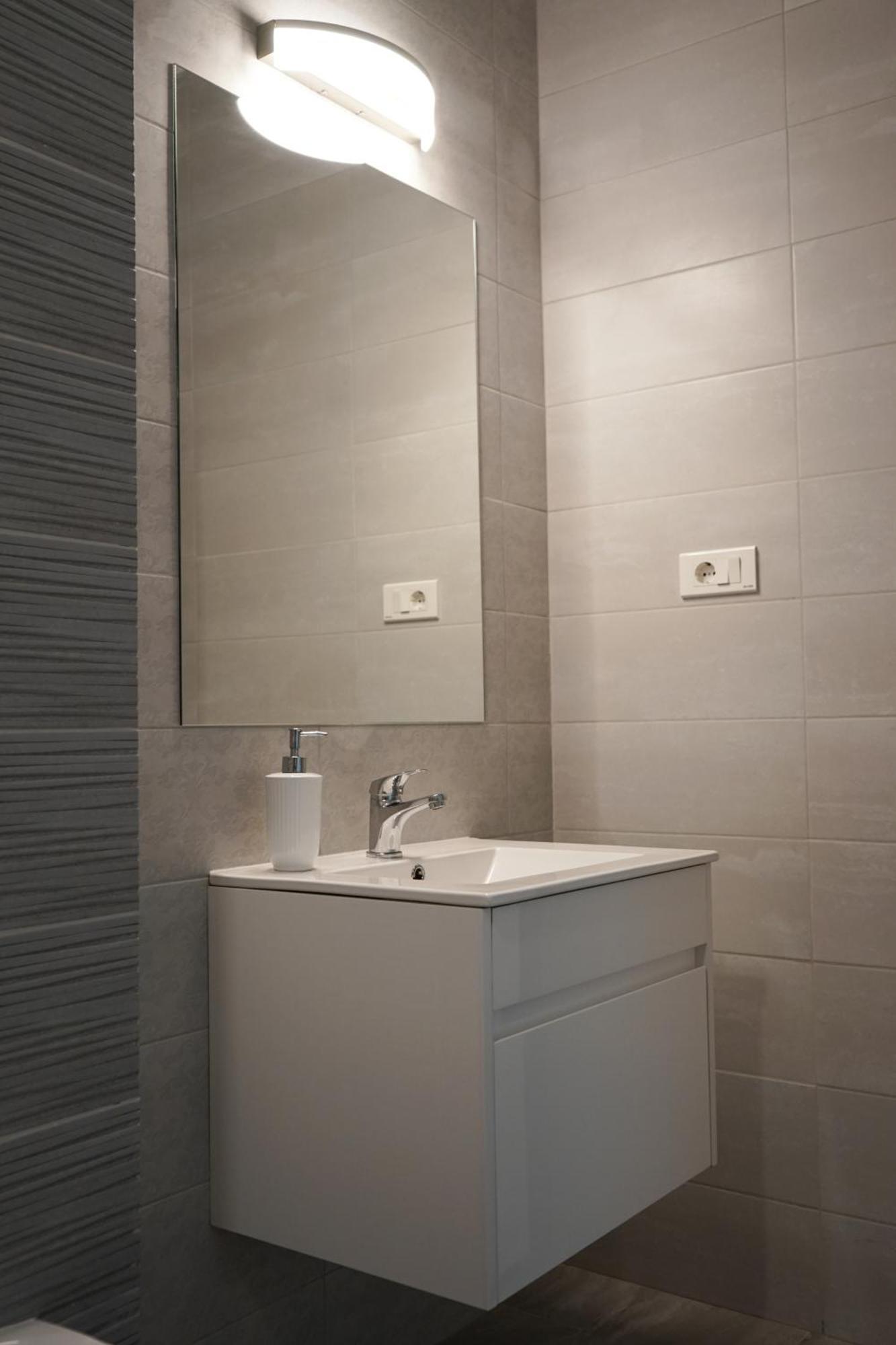 בראשוב Mirandis Apartments - Comfort & Private Parking Near Coresi Mall מראה חיצוני תמונה