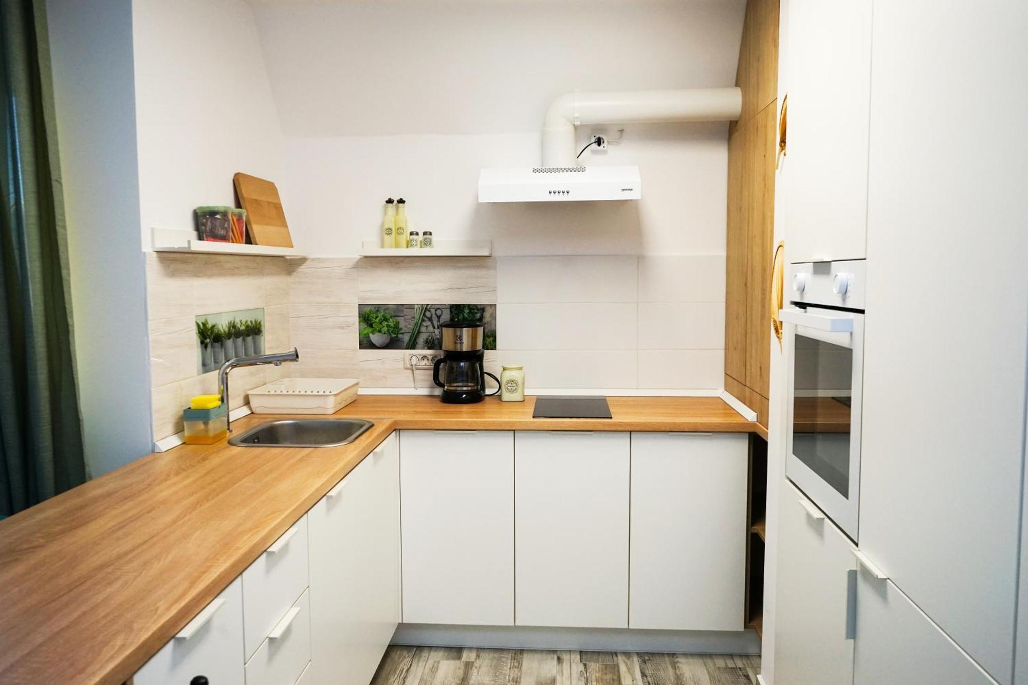 בראשוב Mirandis Apartments - Comfort & Private Parking Near Coresi Mall מראה חיצוני תמונה